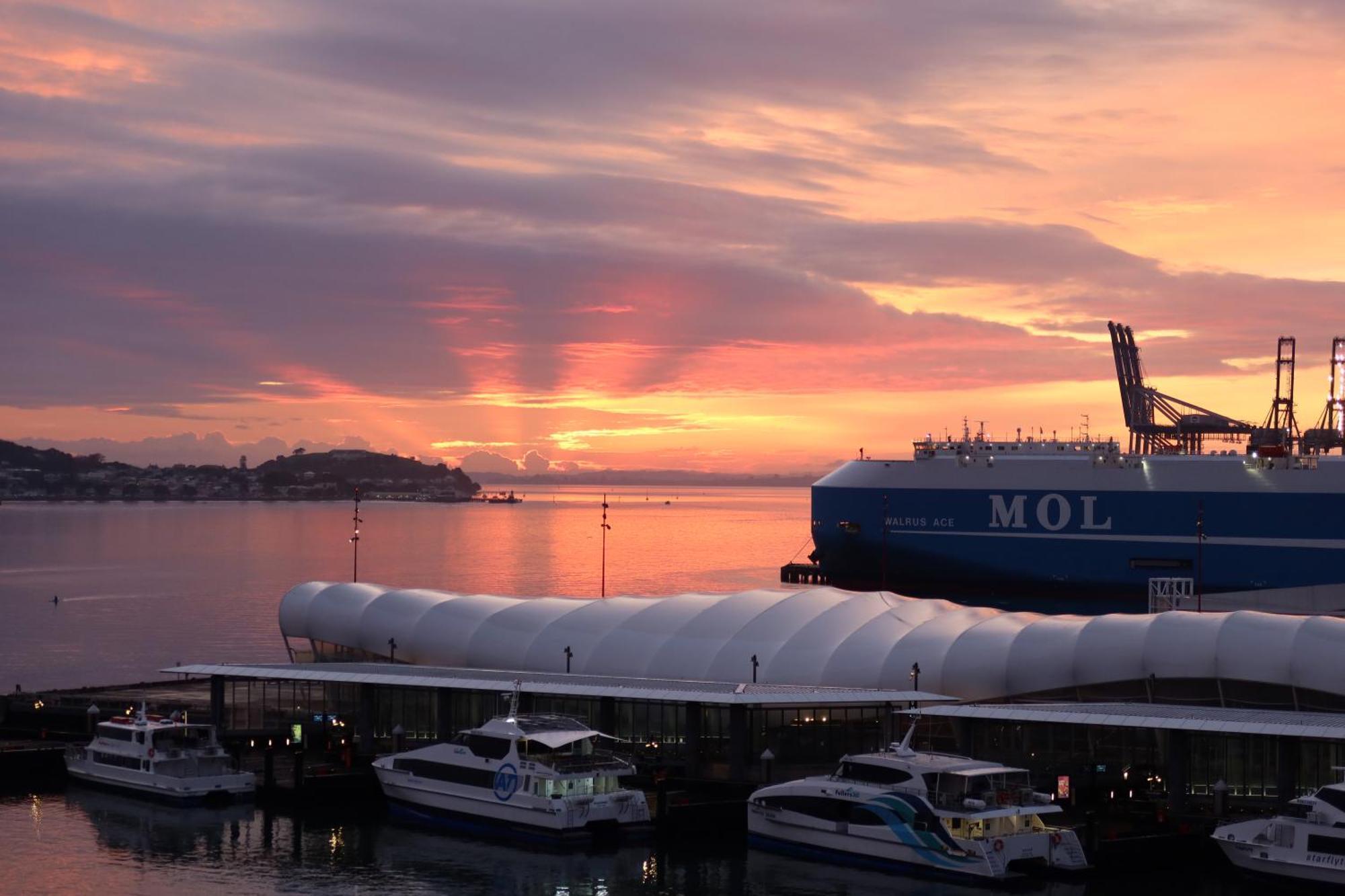 Penthouse Apartment With Stunning Harbour Views Auckland Bagian luar foto