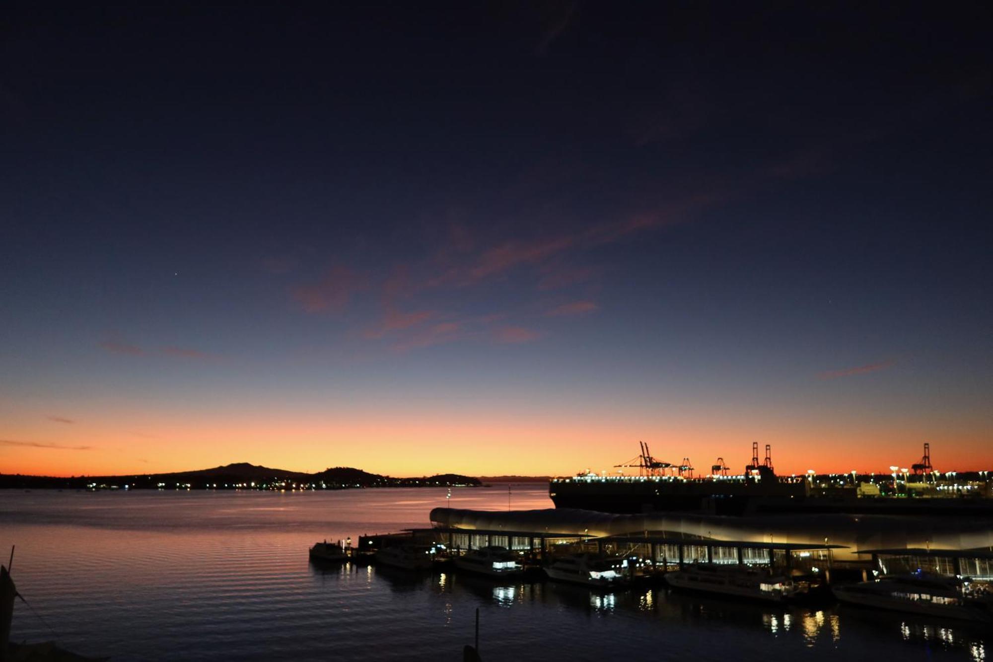 Penthouse Apartment With Stunning Harbour Views Auckland Bagian luar foto