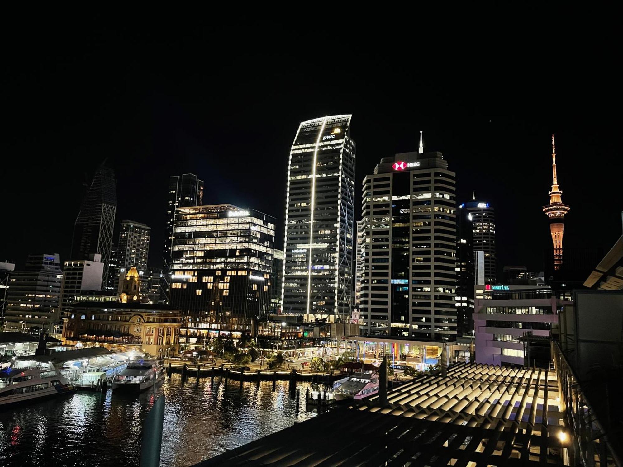 Penthouse Apartment With Stunning Harbour Views Auckland Bagian luar foto