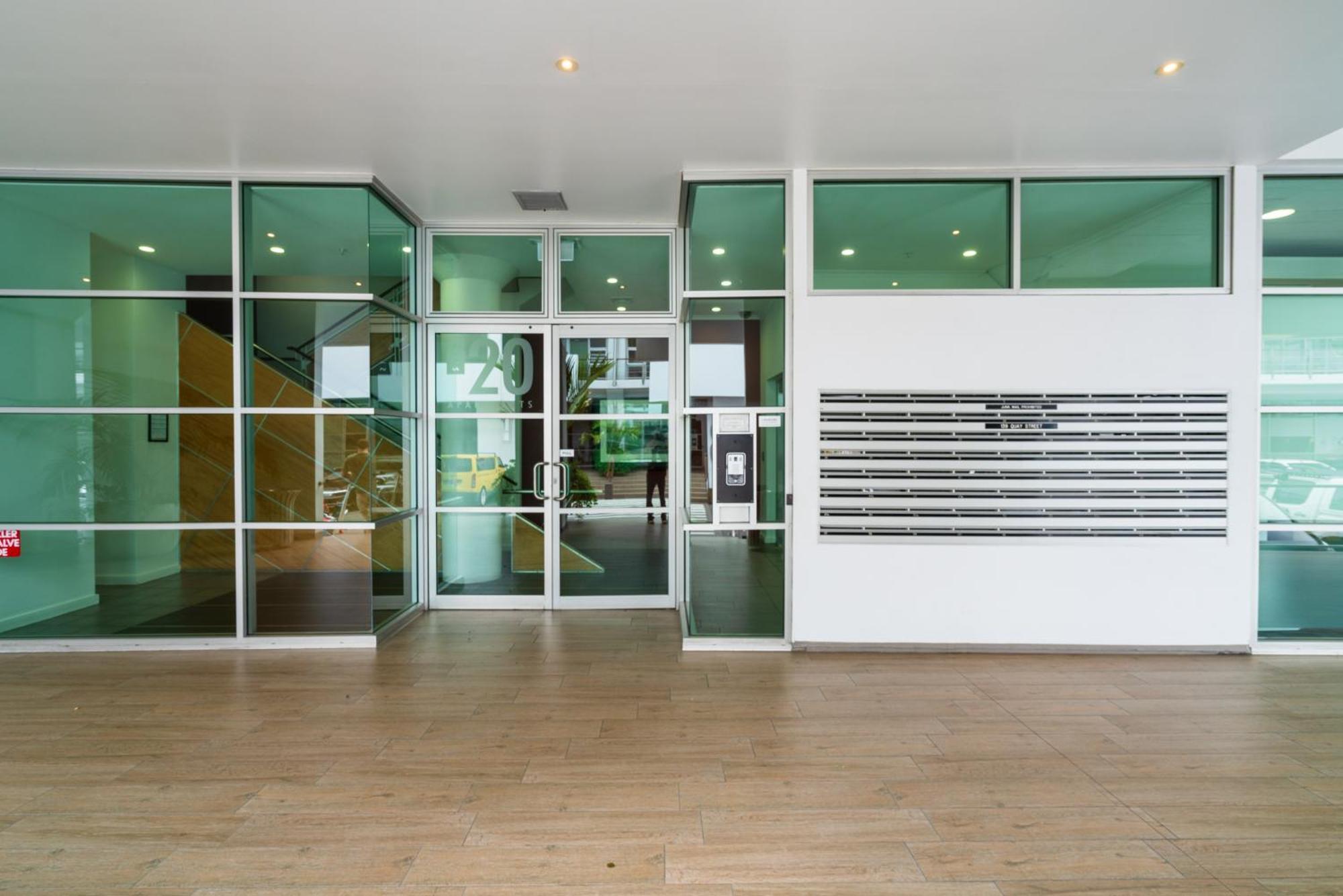 Penthouse Apartment With Stunning Harbour Views Auckland Bagian luar foto