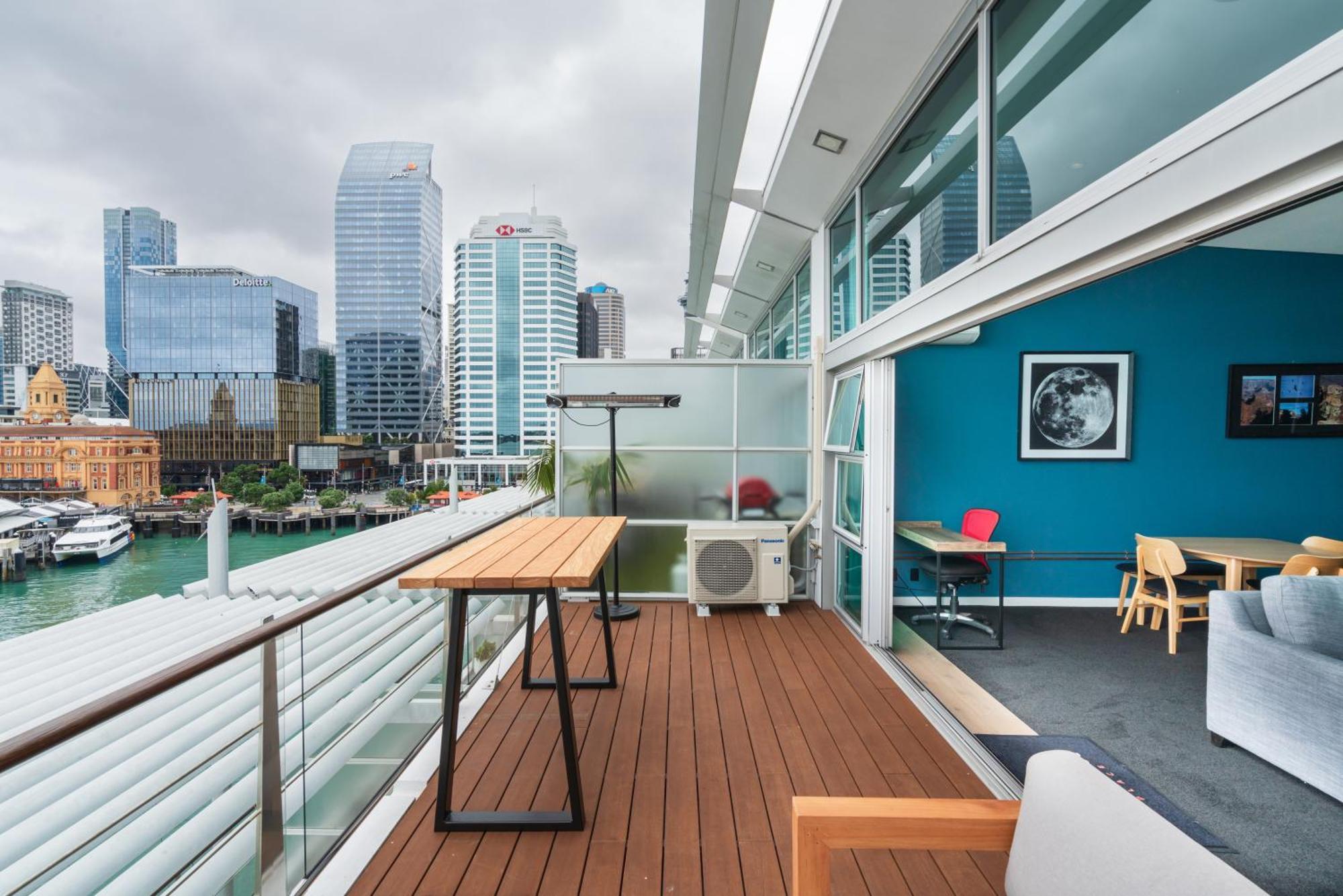 Penthouse Apartment With Stunning Harbour Views Auckland Bagian luar foto