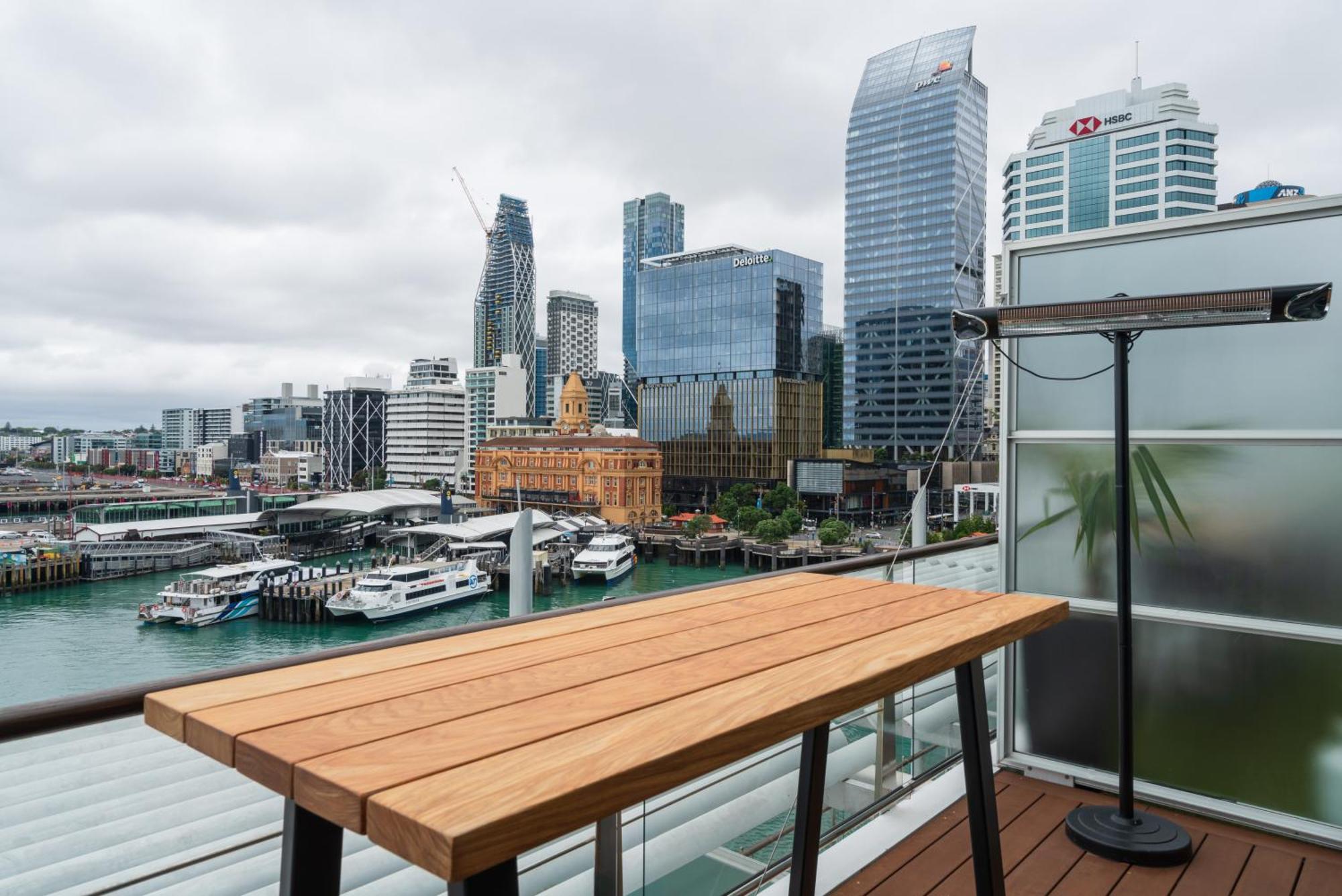 Penthouse Apartment With Stunning Harbour Views Auckland Bagian luar foto